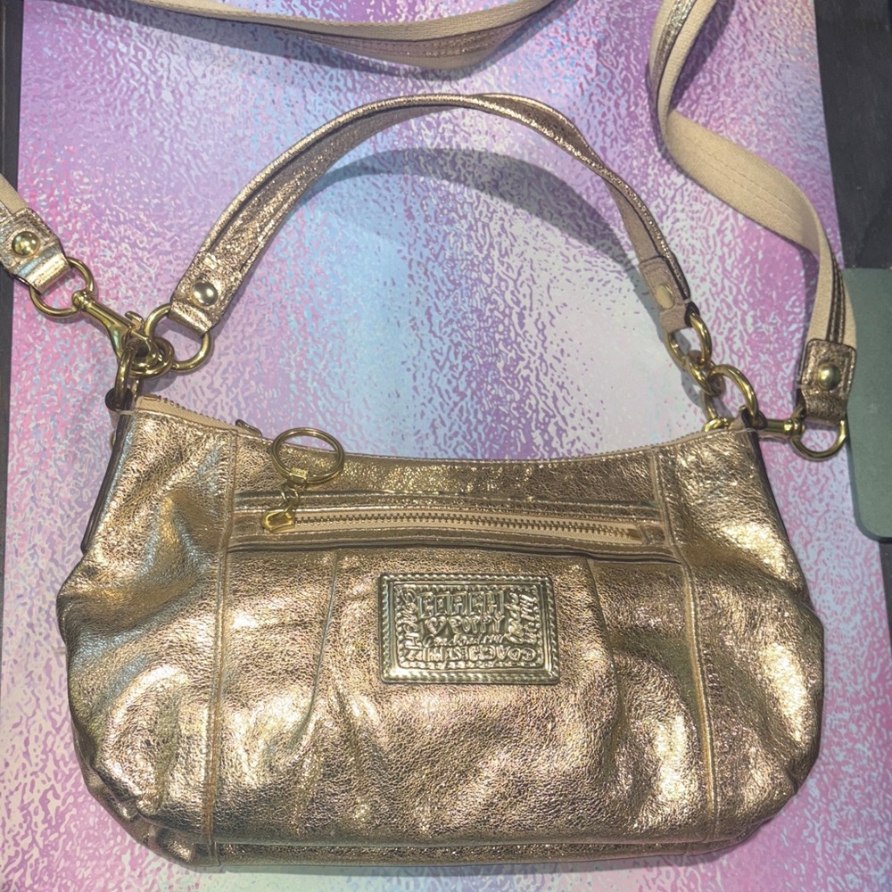 Y2K RARE Vintage Coach Poppy early 2012 Metallic Gold 

Vintage,y2k,coach